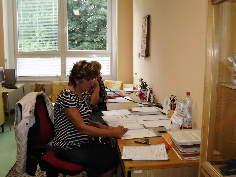 293953_107036826070927_35967103_n